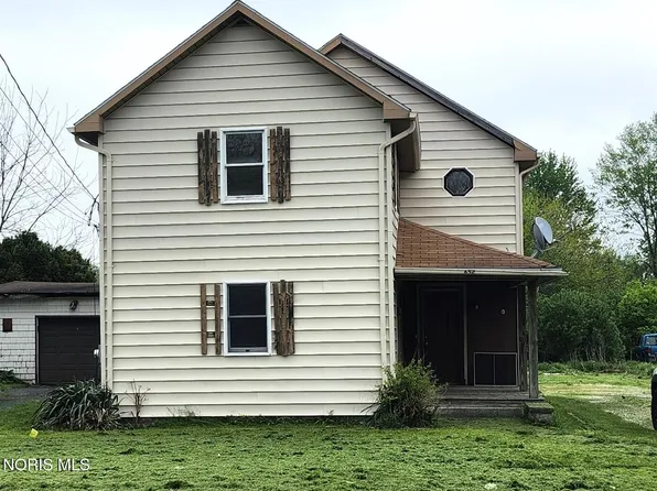 652 Buckley St, Fostoria, OH 44830