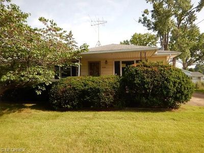 2041 E 42nd St, Lorain, OH, 44055