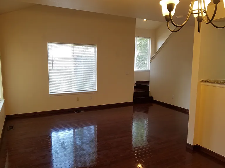 500 Lashley St #16 — Photo 9