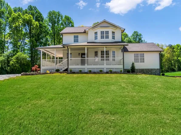 130 Wingate Dr, Ellijay, GA 30540