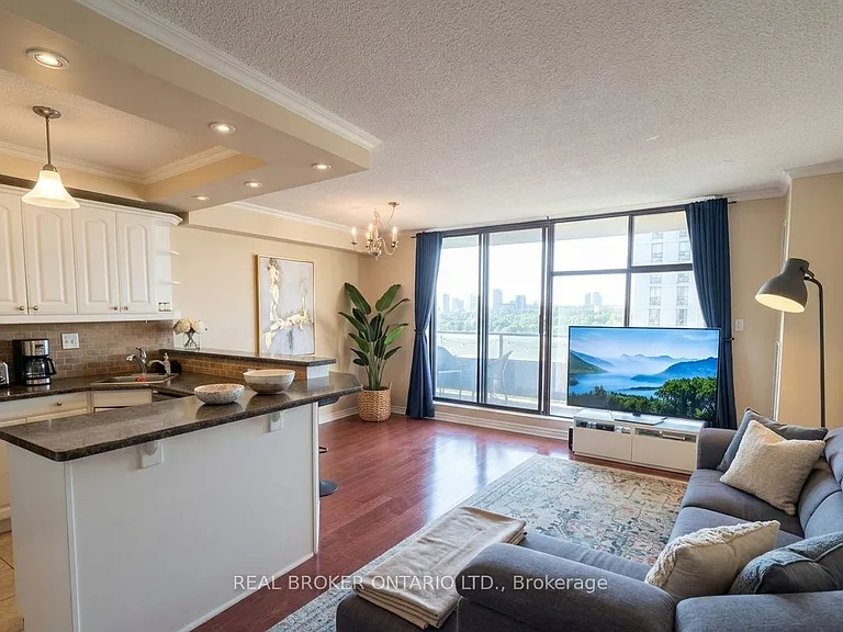 135 Marlee Ave #1504 — Photo 1