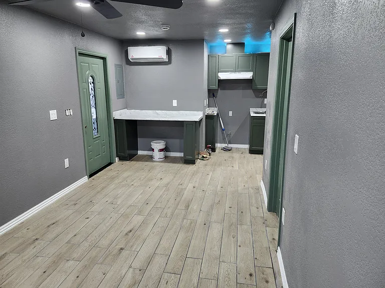 440 El Camino Dr #2 — Photo 4