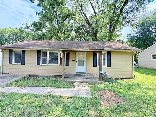 6215 Lathrop Ave Photo 1