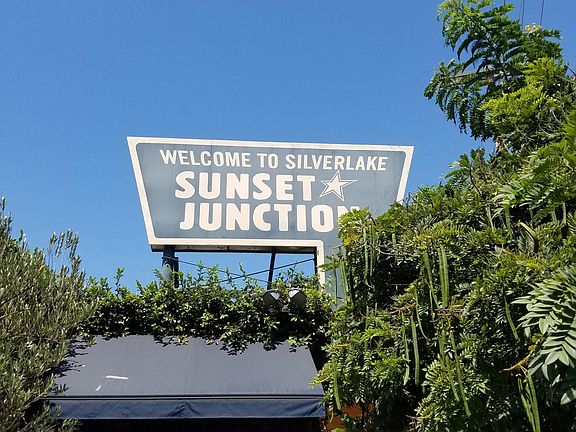 Walking distance to sunset Junction.