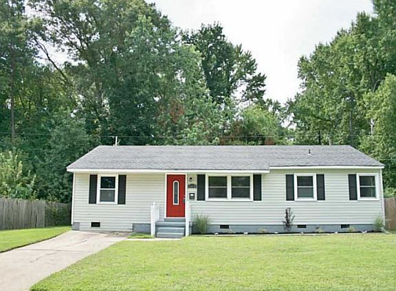 2nd image of 1408 Antoinette Cir