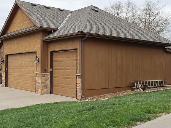 4th image of 915 Englewood Dr