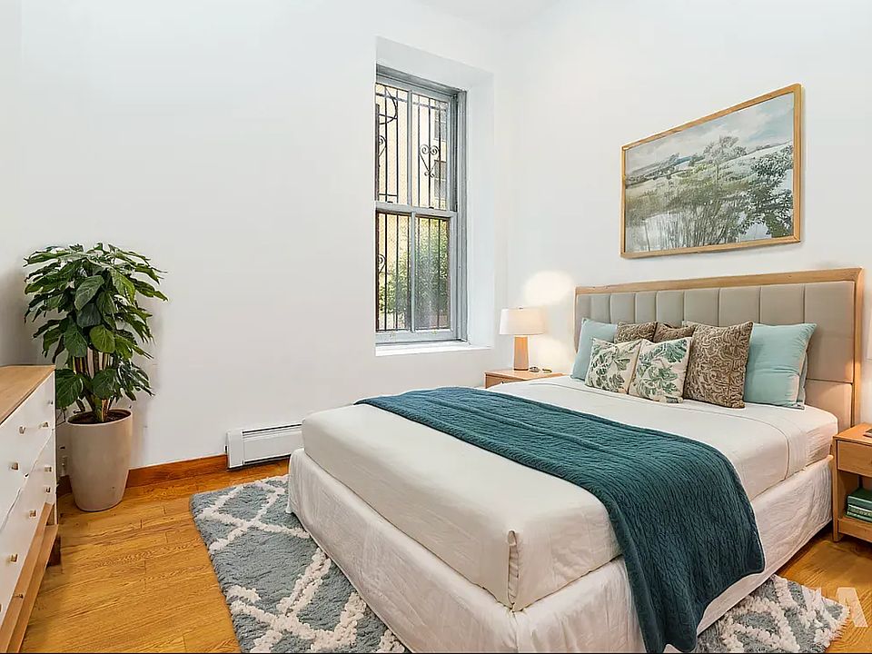 2nd image of 118 Ridge St #1G