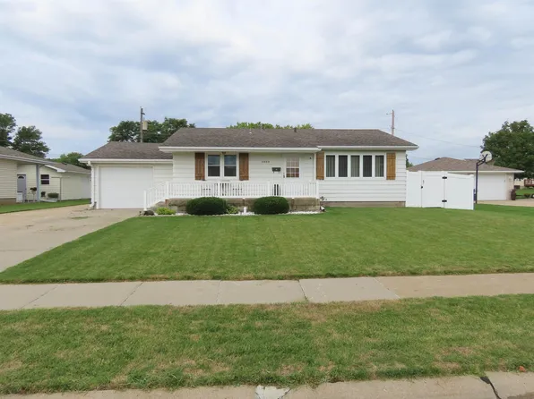 2860 36th Ave, Columbus, NE 68601