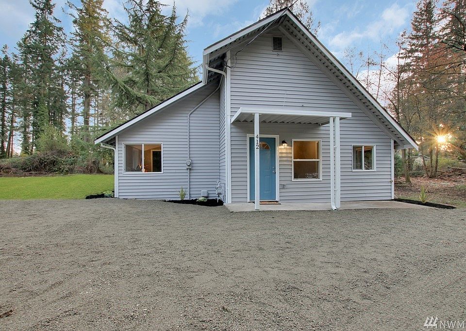 1st image of 412 152nd St E