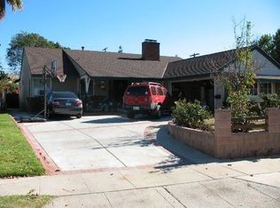 10202 Norwich Ave, Mission Hills, CA 91345