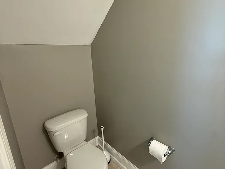 7007 McLothian Ln — Photo 9