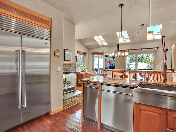 5th image of 691 Trailside Dr