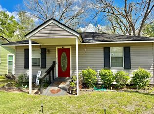 1014 N Arcola St, Angleton, TX 77515