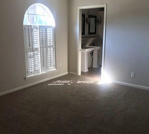 3rd image of 304 Monterrey Dr