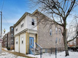 810 S Austin Blvd, Oak Park, IL 60304