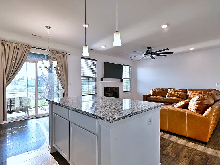 311 Dennis Ln — Photo 8