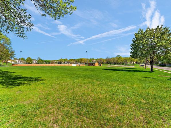 10630 166th St W, Lakeville, MN 55044