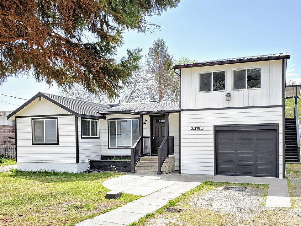 1st image of 212603 E 194th Pr SE