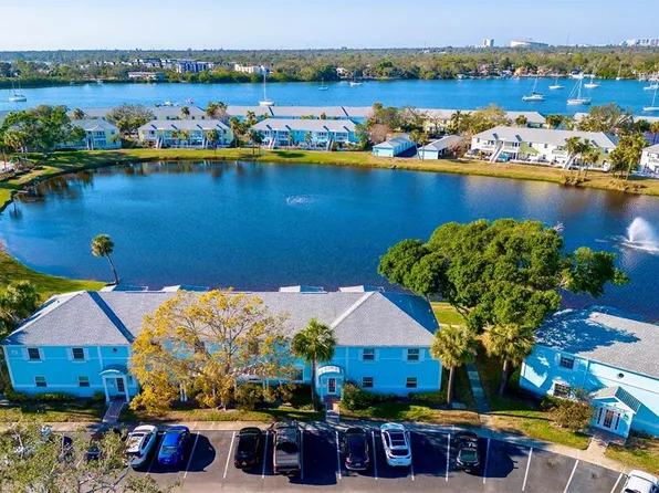 151 Sea Horse Dr SE APT D, Saint Petersburg, FL 33705