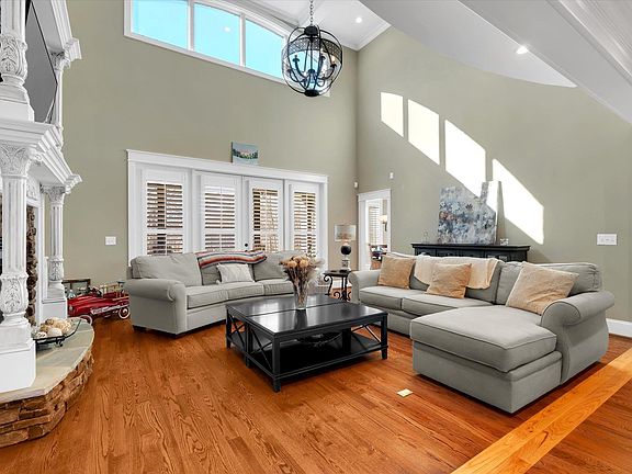 3rd image of 199 Wren School Rd