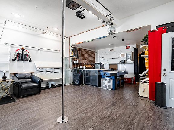 4th image of 12742 Fort Rd NW