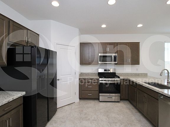 5th image of 5086 N 88th Dr