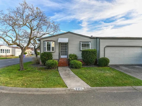 201 Julie Place, Napa, CA 94558