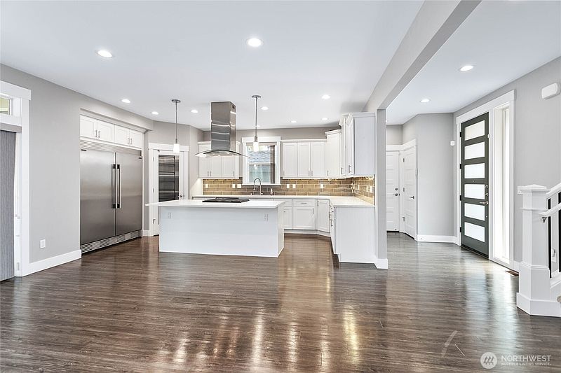 4th image of 5641 Ariel Court