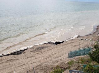 7218 Pacific Ave, South Haven, MI 49090