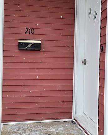 3rd image of 210 Loretta Dr