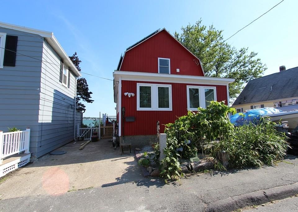 2nd image of 81 Spring St