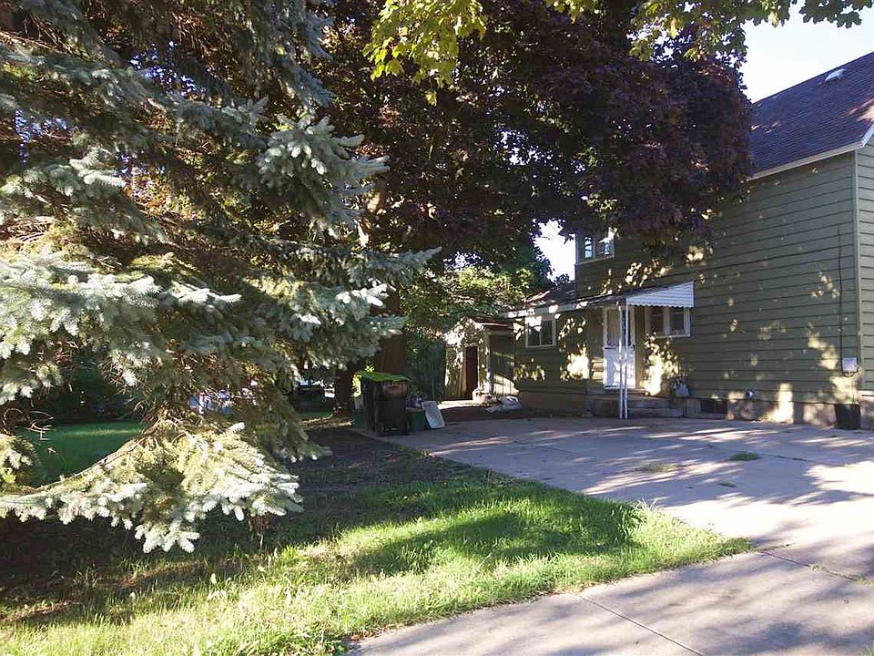 2nd image of 419 Pearl St