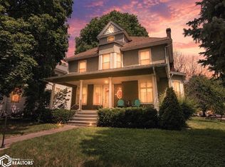 815 A Ave E, Oskaloosa, IA 52577