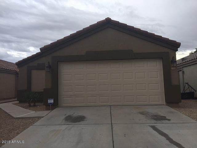 1st image of 119 S 111th Pl