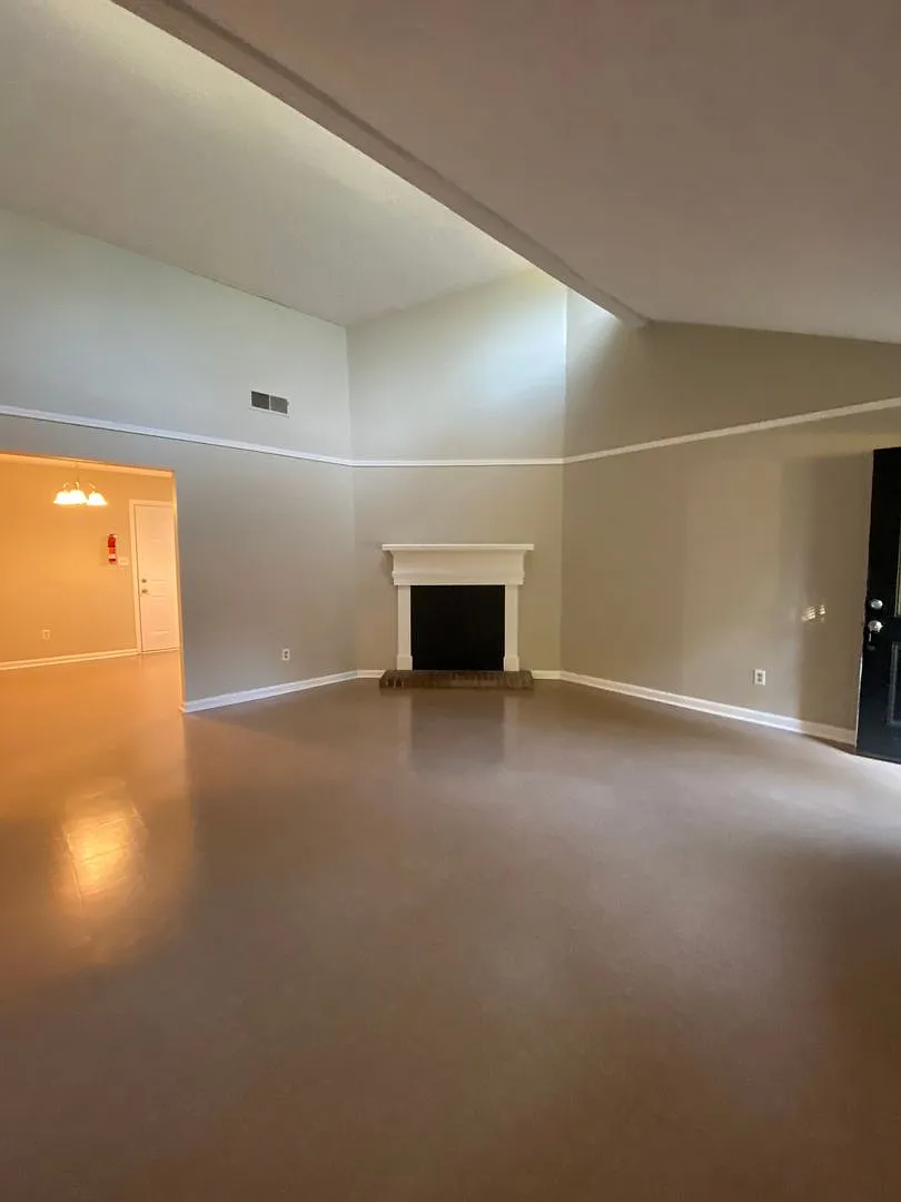 111/113 Loblolly Dr — Photo 3