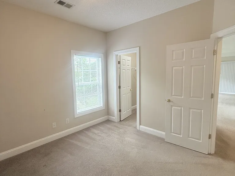 5034 Belleglen Ct #201 — Photo 8