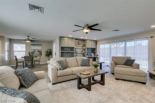 2587 Swan Ln Photo 1
