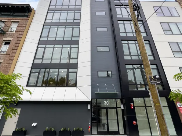 30 3 Vroom Street image 14 of 16