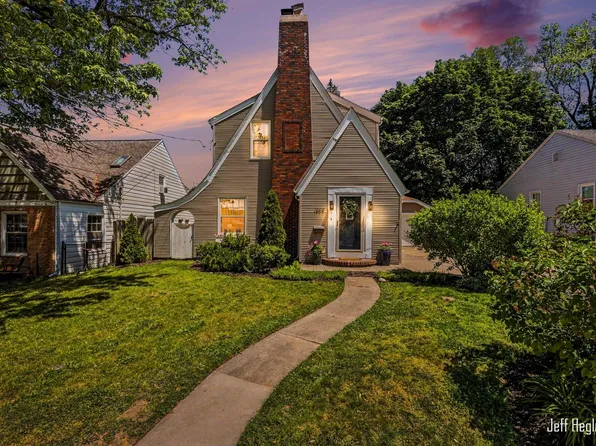 1808 Rossman Ave SE, Grand Rapids, MI 49507