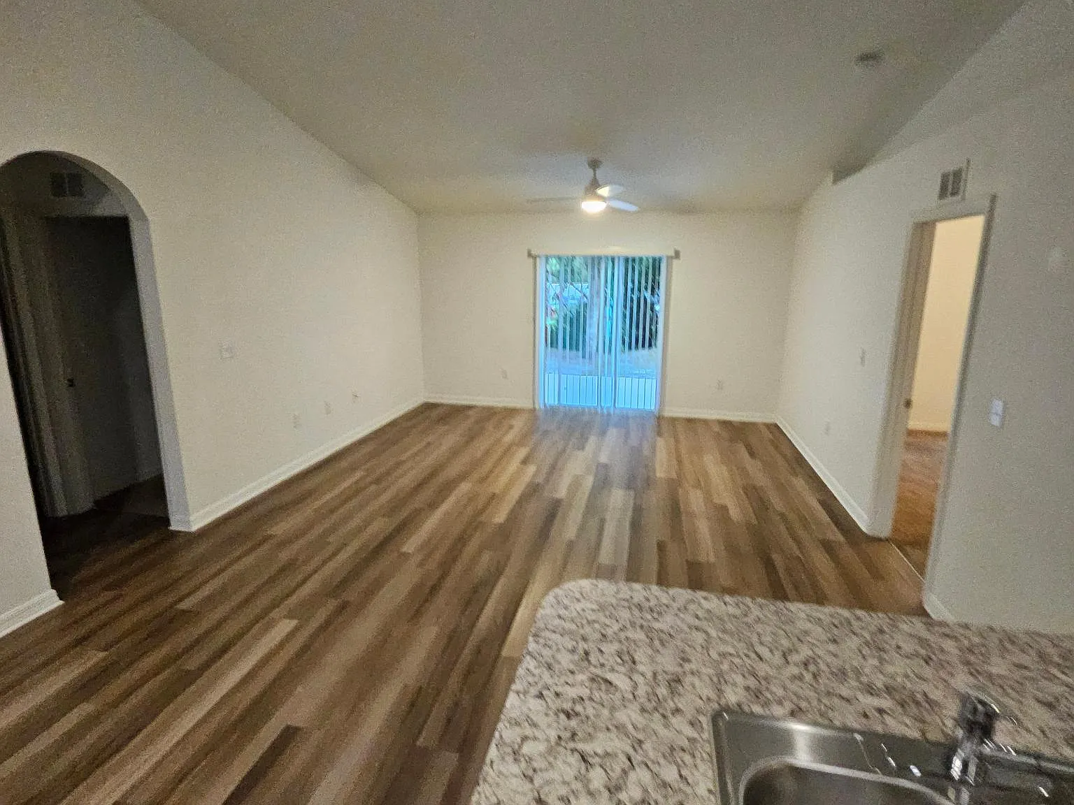 1849 Wallace Manor Ln — Photo 2