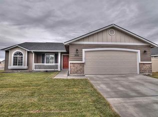 1016 E Rose Island St, Nampa, ID 83686