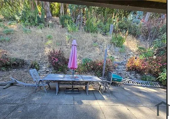 3 bed, 1200 sqft, $4,300 — Photo 2