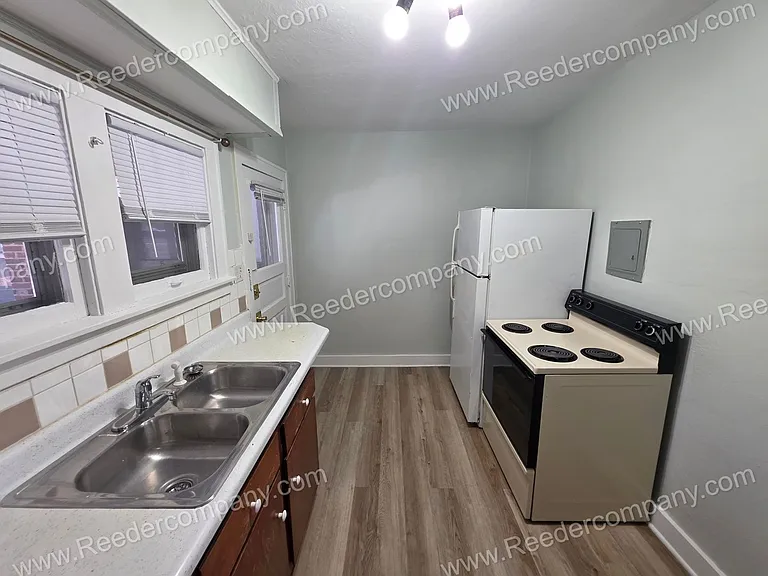 204 Lafayette Avenue — Photo 5