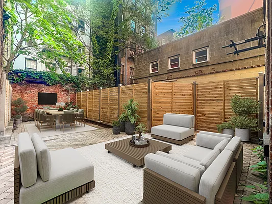 Rented by Dallien Realty Limited Liability Company | media 25