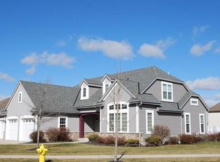 1940 Tumbleweed Cir, West Bend, WI 53095