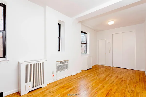 Rented by Town Residential | media 31