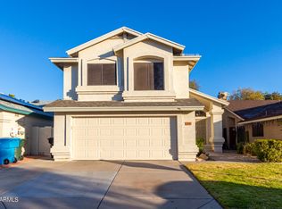 818 E Sack Dr, Phoenix, AZ 85024