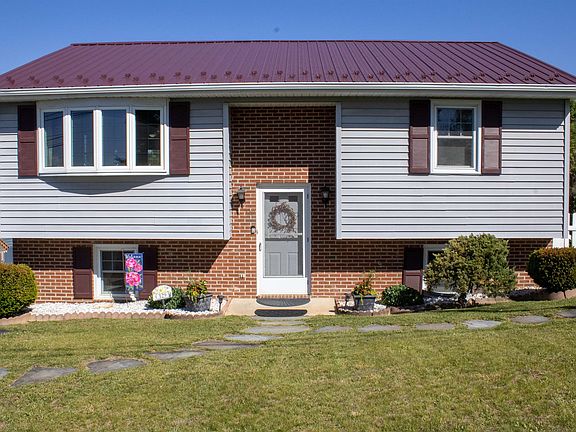 2nd image of 129 Greenview Dr