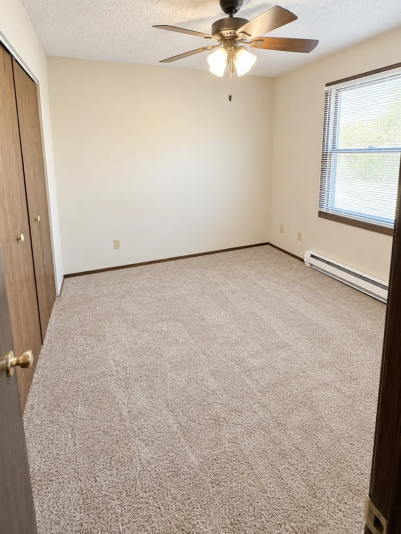 3215 Seymour Rd — Photo 4