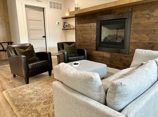 1228 12th St, Cody, WY 82414